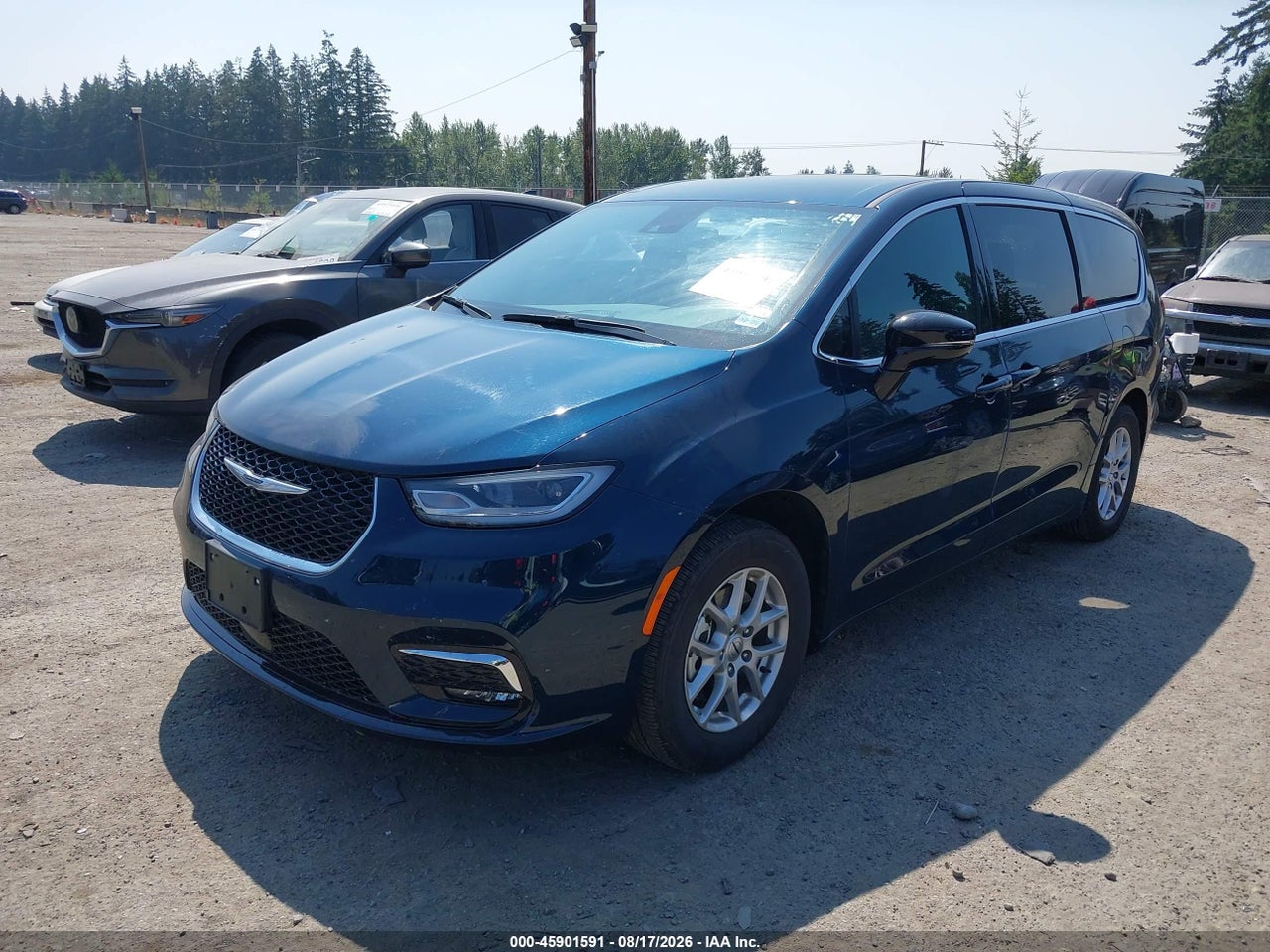 2C4RC1BG9SR****** · 2025 CHRYSLER PACIFICA SELECT · 2/11
