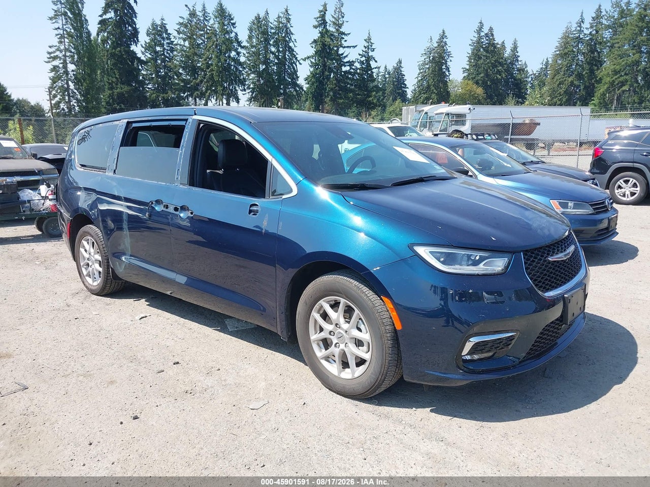 2C4RC1BG9SR****** · 2025 CHRYSLER PACIFICA SELECT