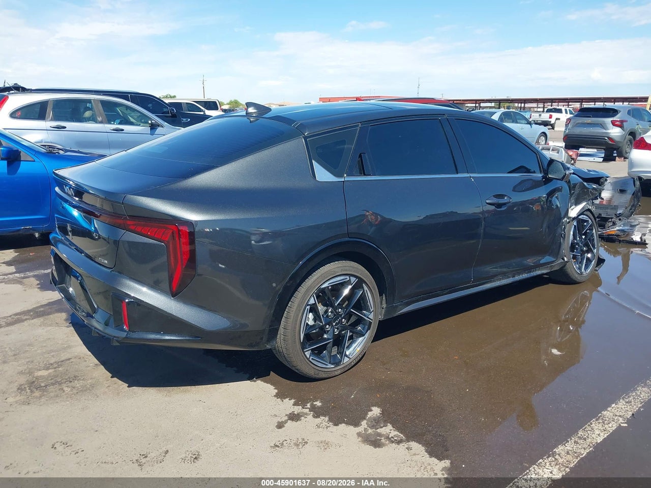2025 KIA K4 GT-LINE · 4/10