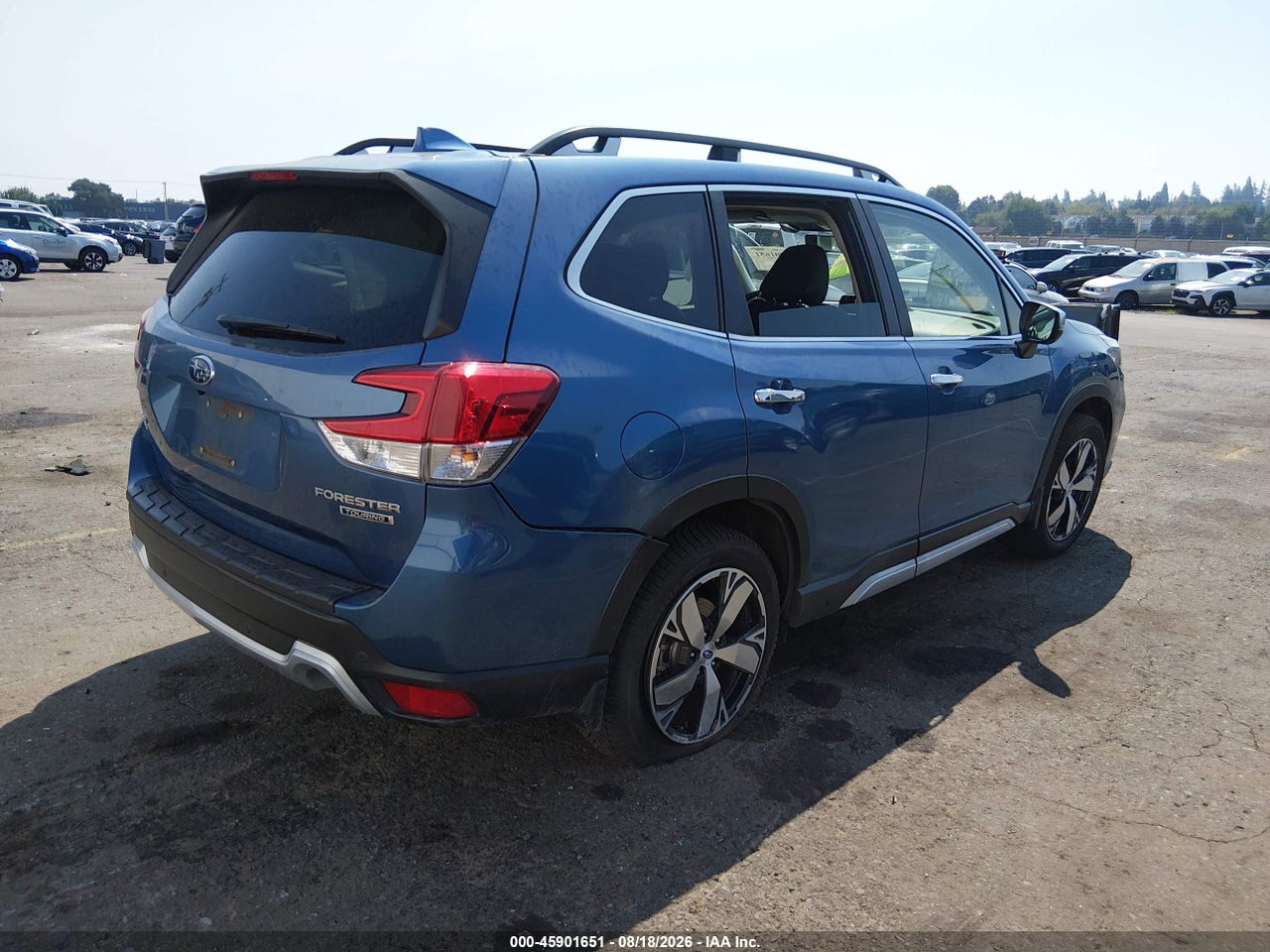 2019 SUBARU FORESTER TOURING · 4/10