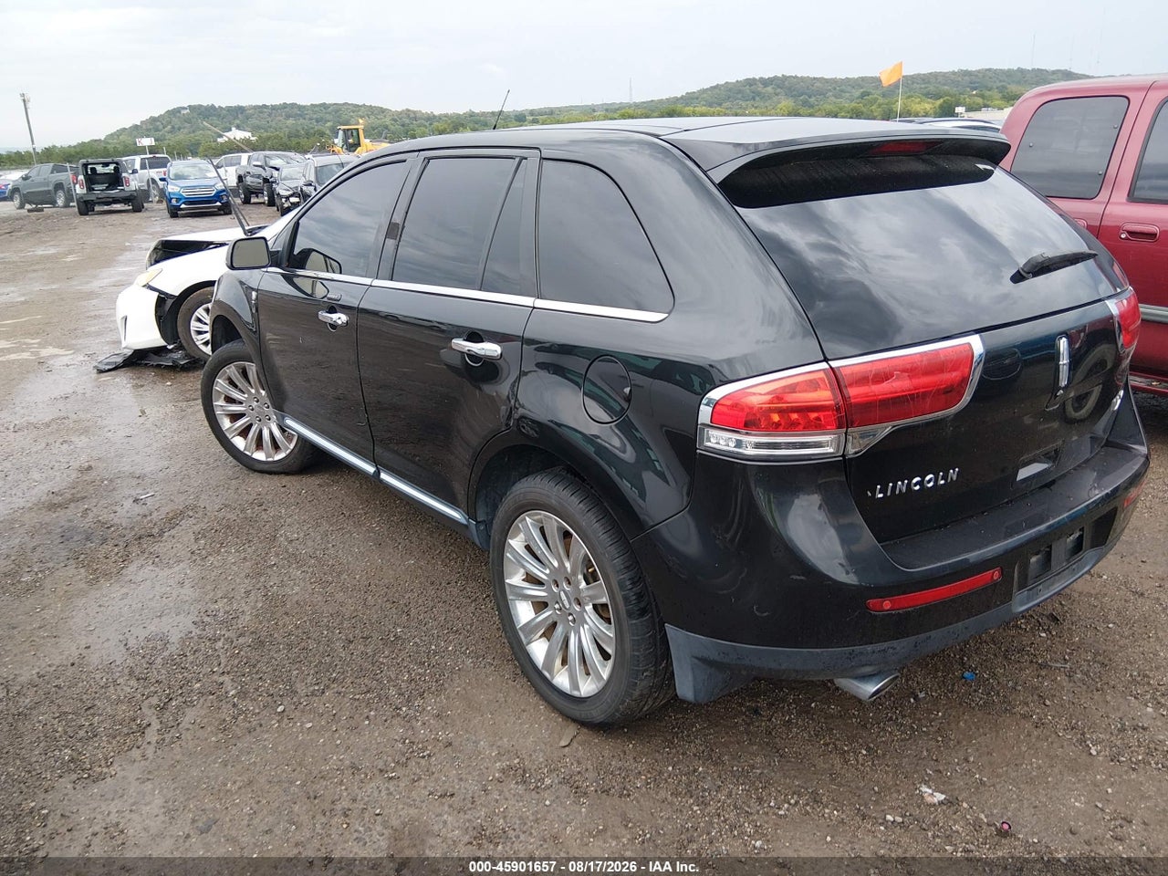 2LMDJ6JK7DB****** · 2013 LINCOLN MKX   · 3/11