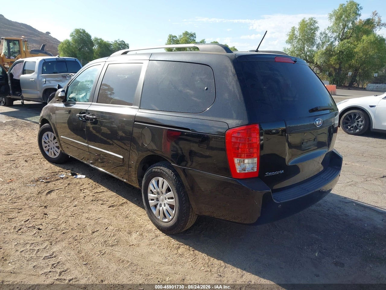 2012 KIA SEDONA LX · 3/11