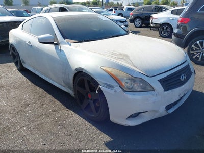 JN1CV6EK7CM****** · 2012 INFINITI G37 JOURNEY