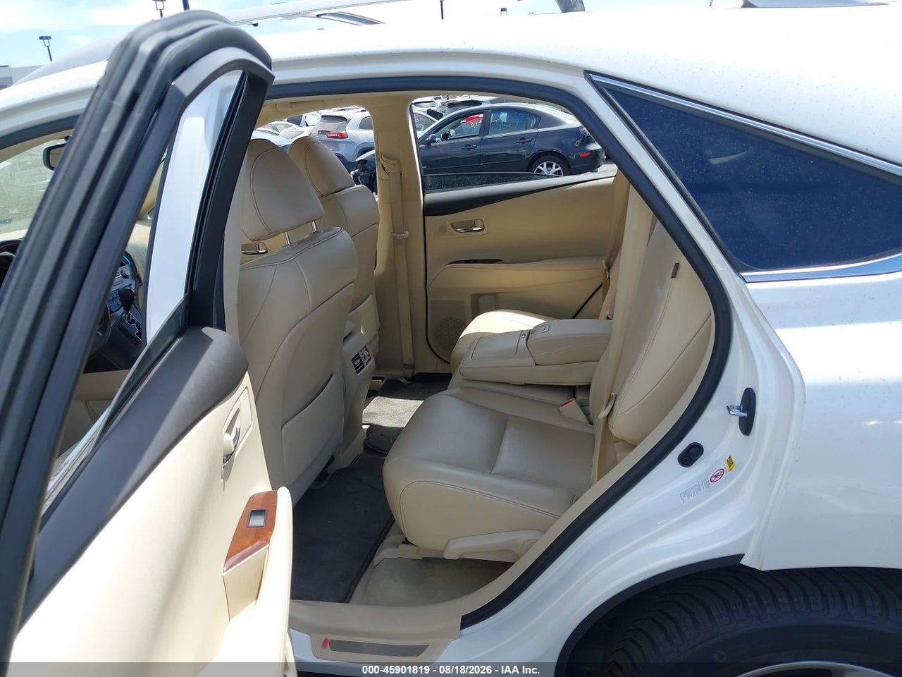 2T2ZK1BA7FC****** · 2015 LEXUS RX 350   · 8/11