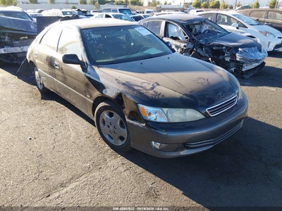 JT8BF28G210****** · 2001 LEXUS ES 300