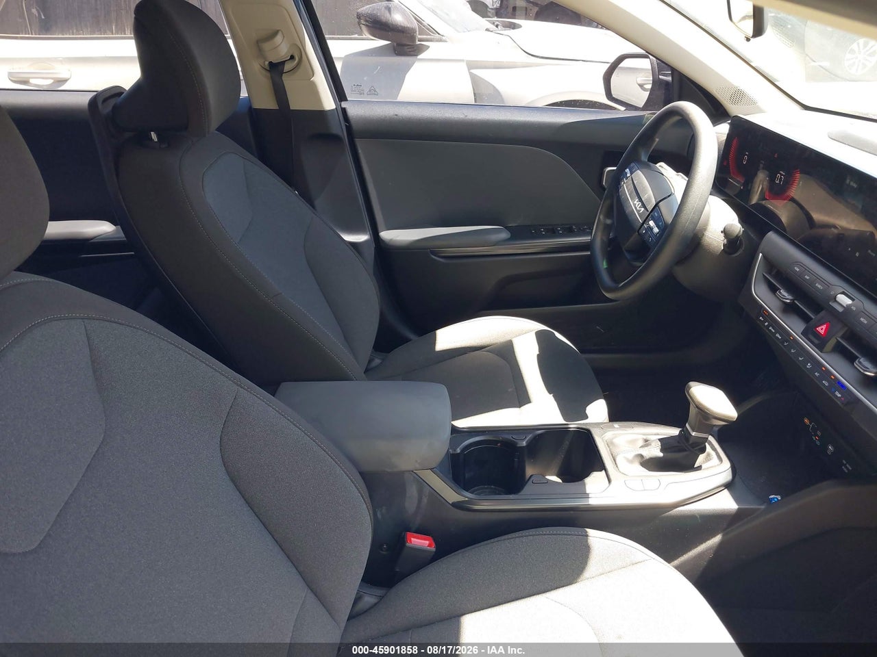 2025 KIA K4 LXS · 5/11
