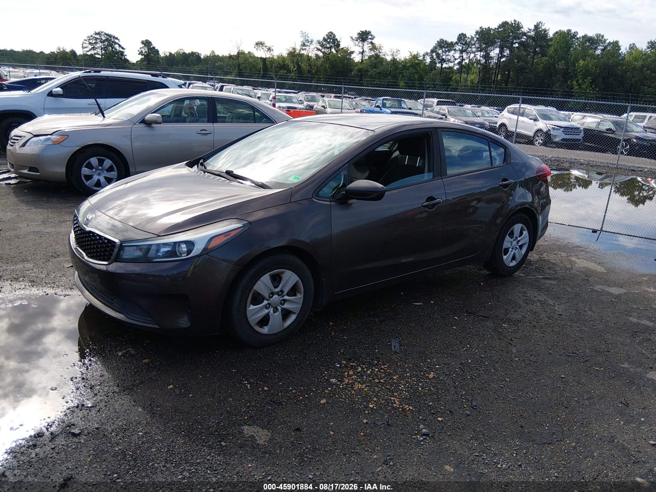 2017 KIA FORTE LX · 2/11
