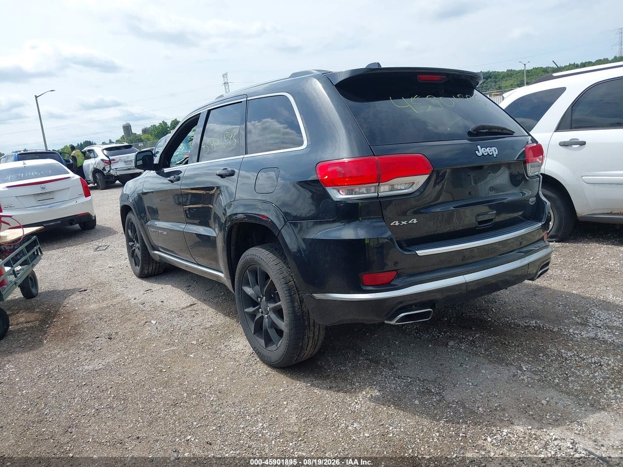 2016 JEEP GRAND CHEROKEE SUMMIT · 3/11