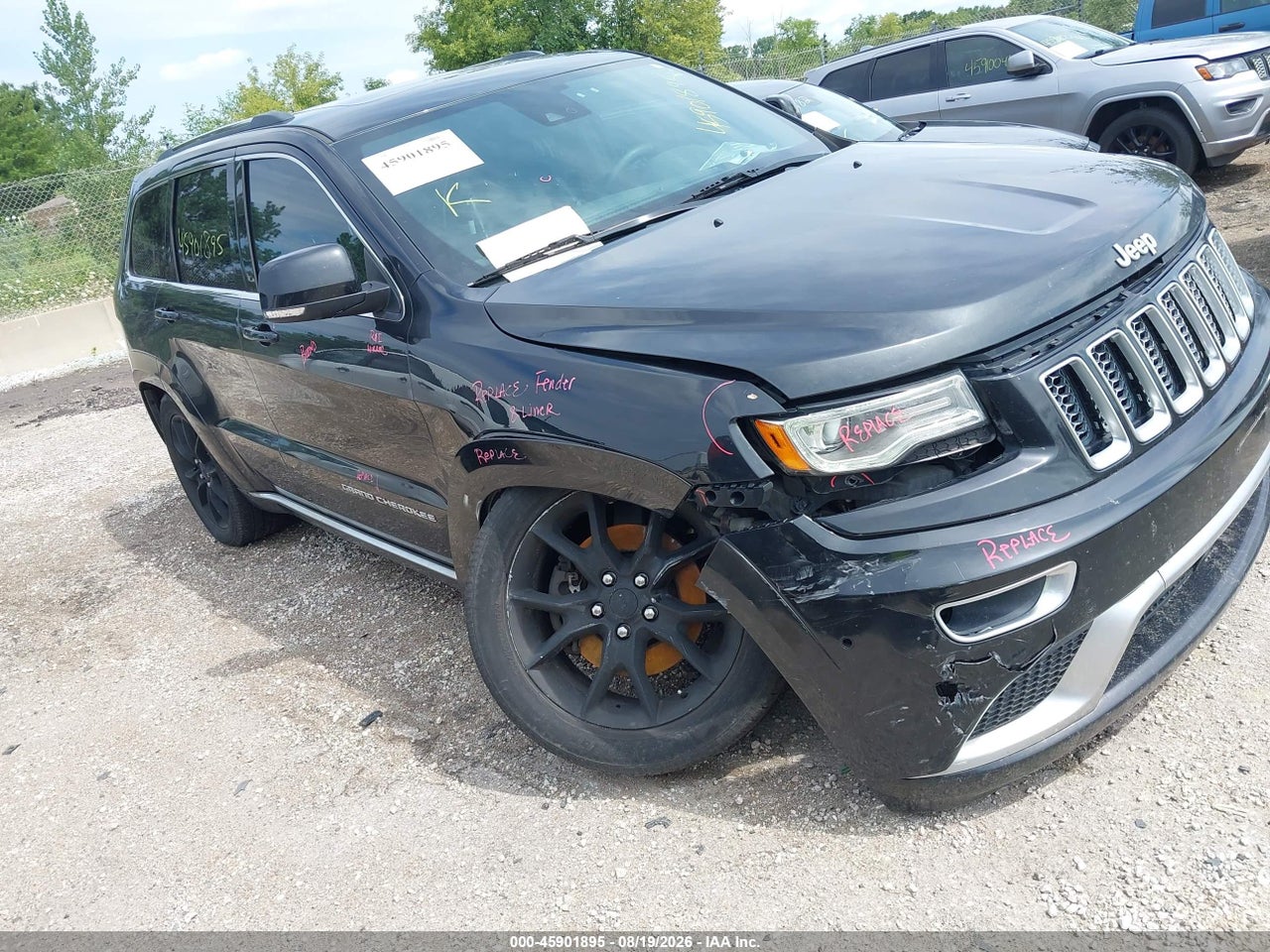 2016 JEEP GRAND CHEROKEE SUMMIT · 6/11