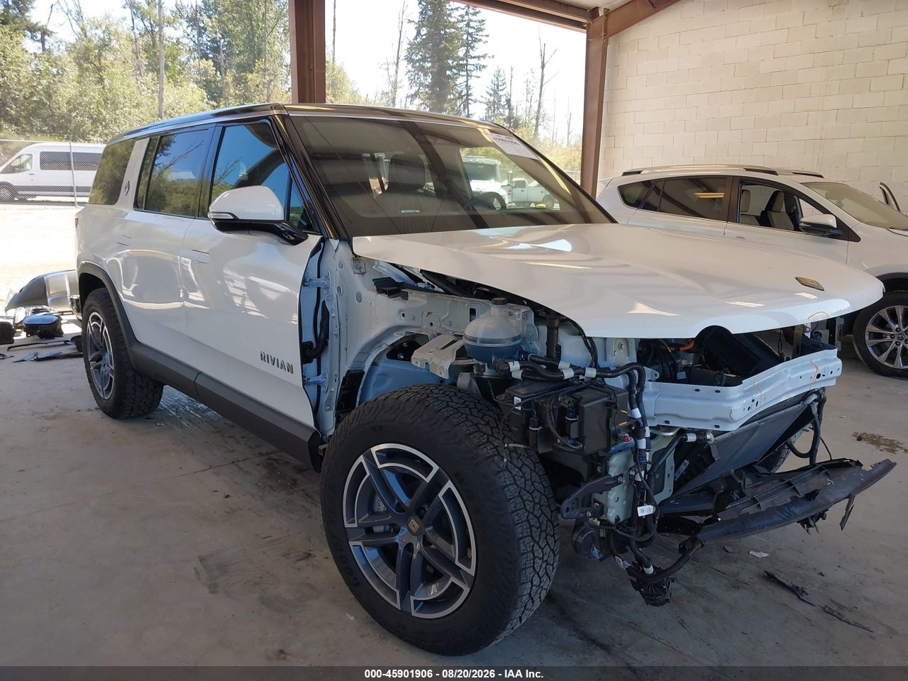 7PDSGBBAXSN****** · 2025 RIVIAN R1S ADVENTURE DUAL MOTOR LARGE PACK/ADVENTURE DUAL MOTOR MAX PACK