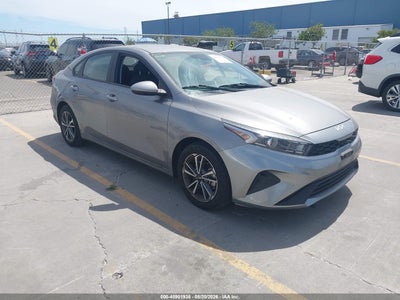 3KPF24ADXPE****** · 2023 KIA FORTE LXS