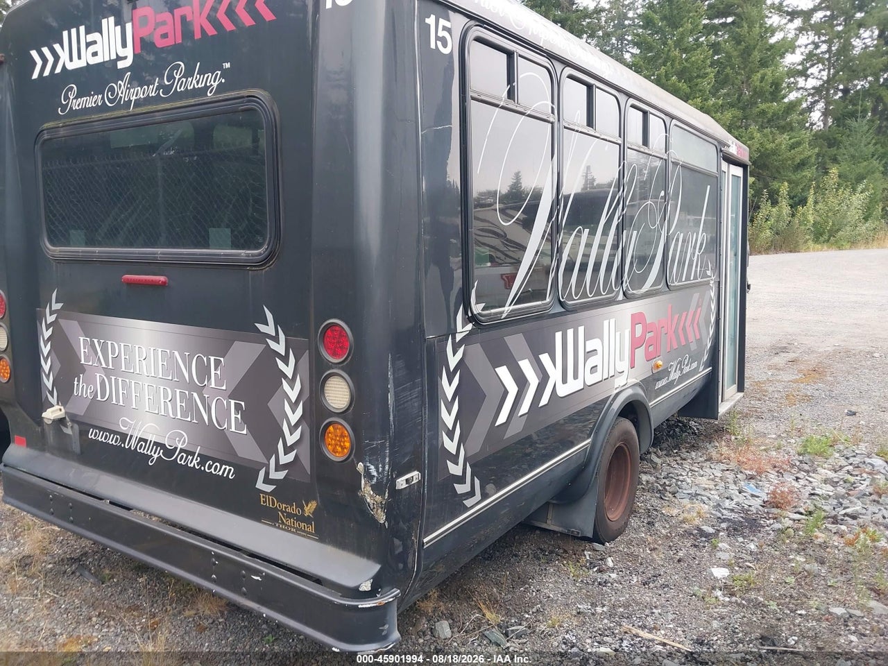 2011 FORD E-350 CUTAWAY   · 4/4