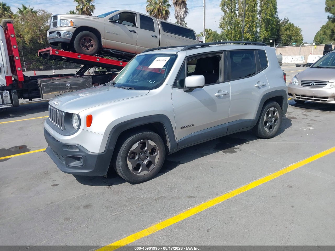 2016 JEEP RENEGADE LATITUDE · 2/11