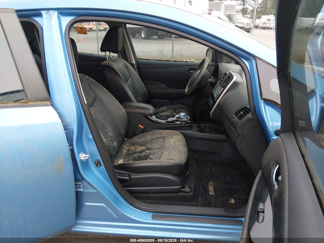 2013 NISSAN LEAF SL · 5/10