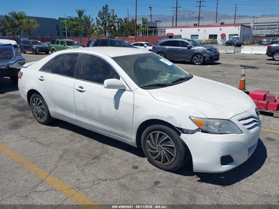 4T1BF3EK2BU****** · 2011 TOYOTA CAMRY LE