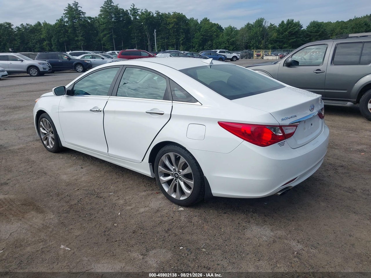 2013 HYUNDAI SONATA SE · 3/11