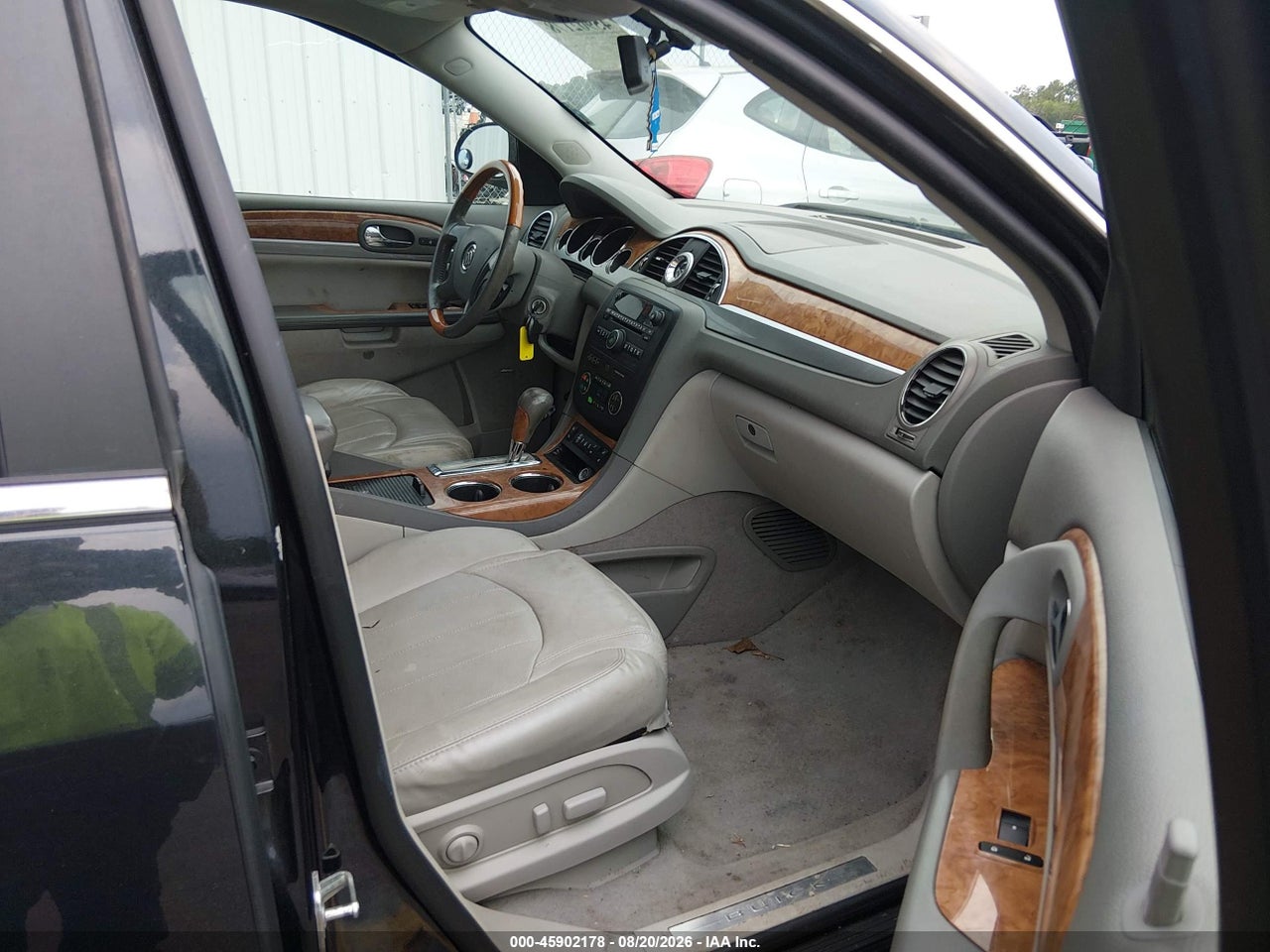 2012 BUICK ENCLAVE LEATHER · 5/10