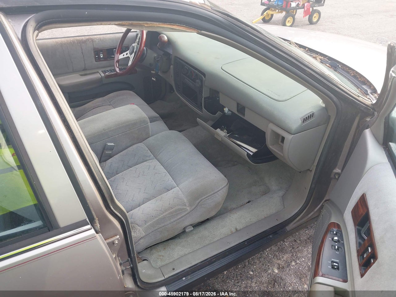 1996 CHEVROLET CAPRICE / IMPALA CLASSIC SS · 5/11