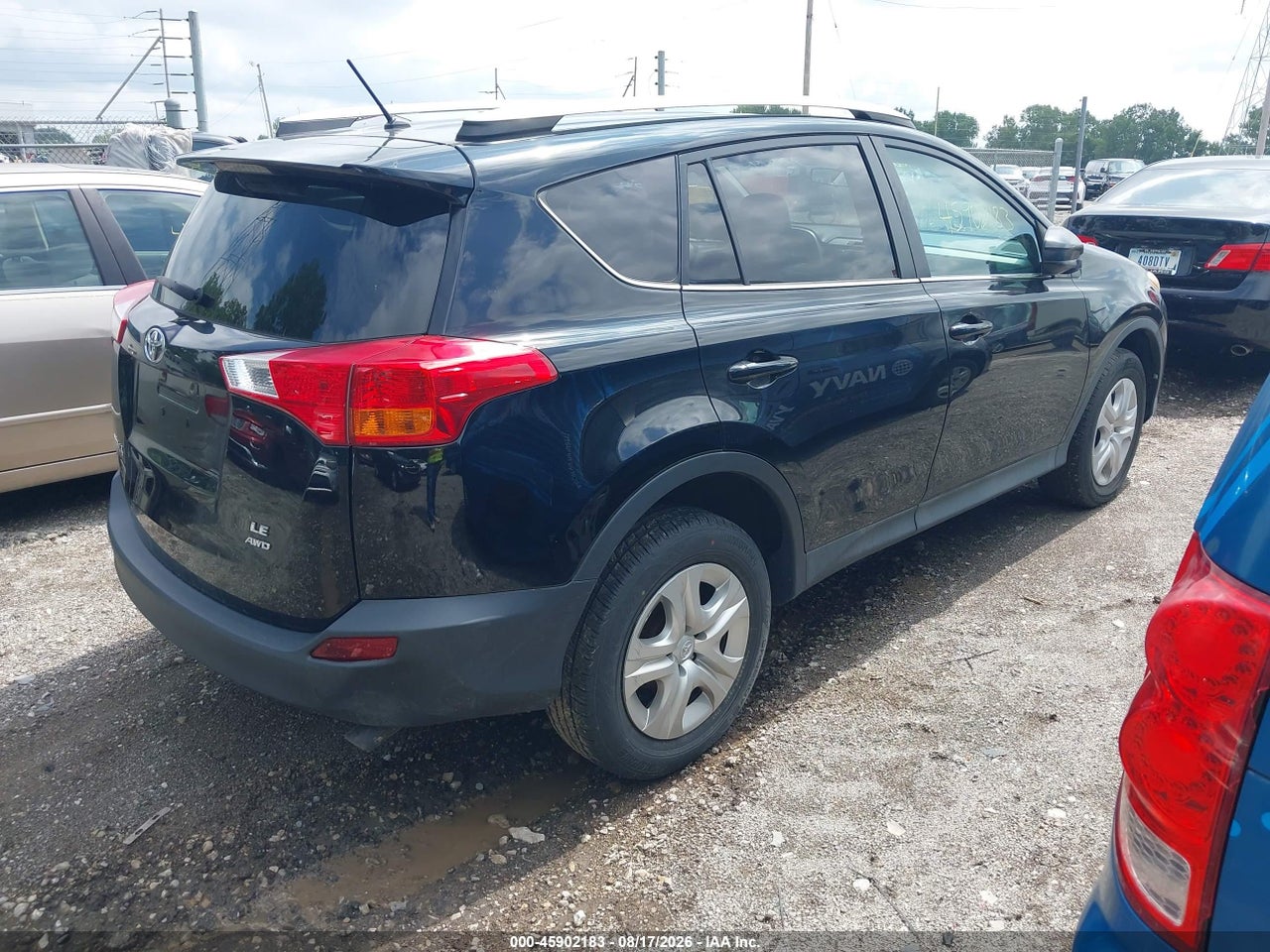 2013 TOYOTA RAV4 LE · 4/11