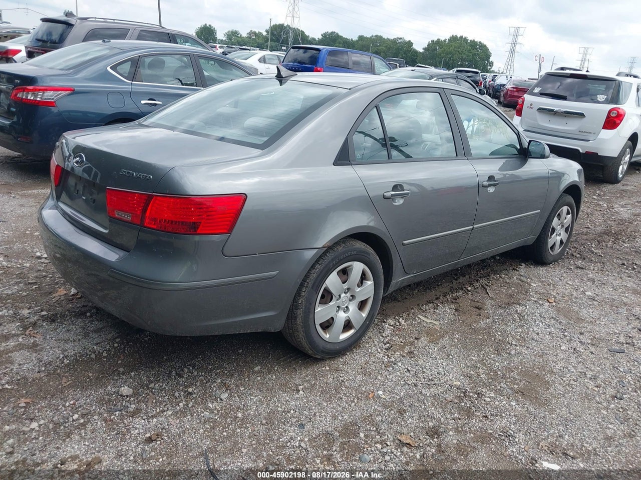 2010 HYUNDAI SONATA GLS · 4/11