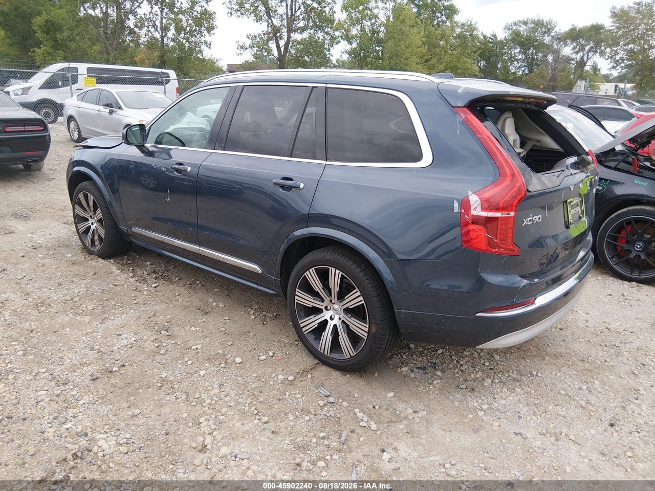 2022 VOLVO XC90 T6 INSCRIPTION 6 PASSENGER · 3/11