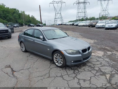 WBAPK7C57BF****** · 2011 BMW 328I XDRIVE