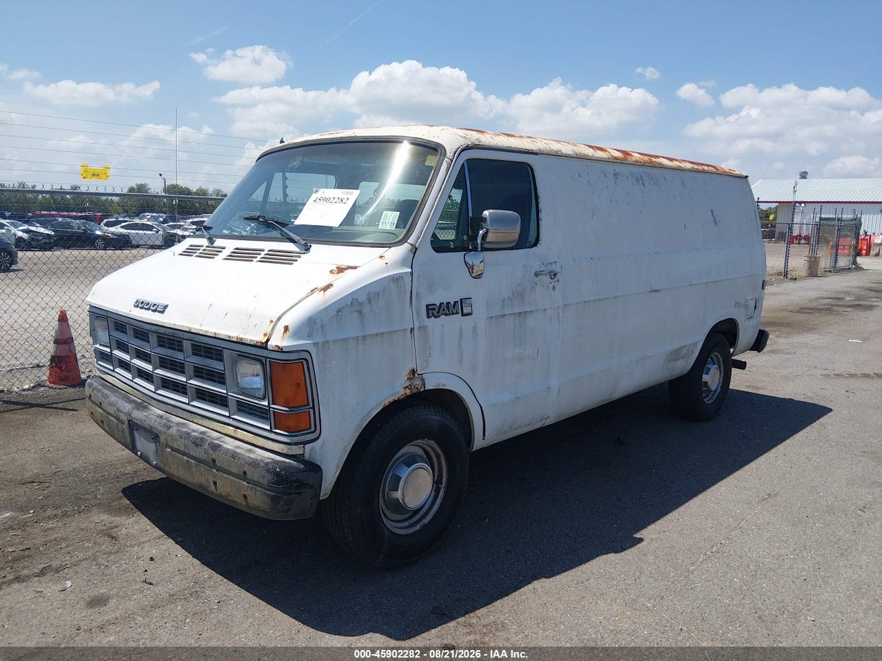 1990 DODGE RAM VAN B250 · 2/11