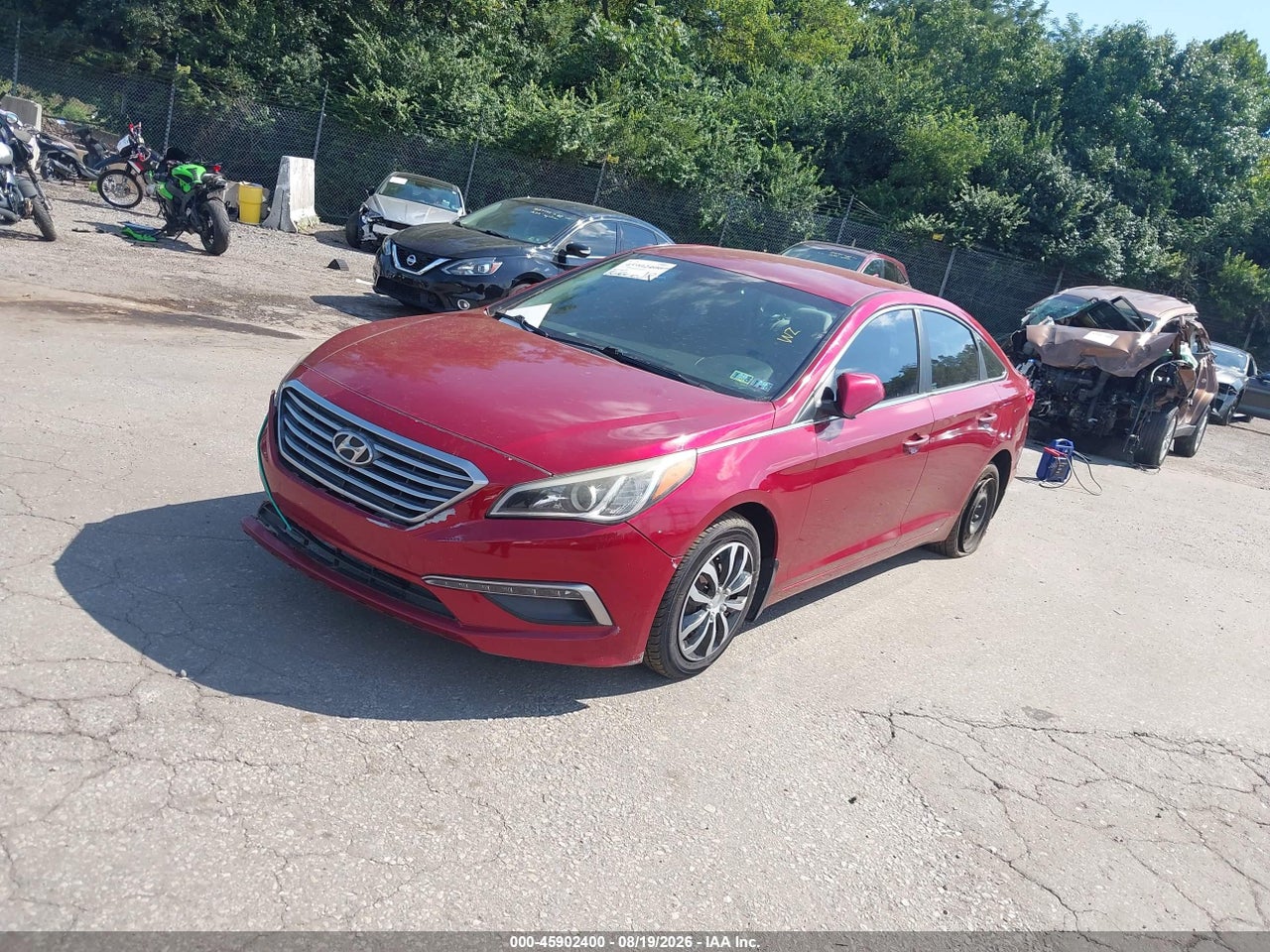 2015 HYUNDAI SONATA SE · 2/11
