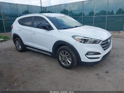 KM8J3CA48HU****** · 2017 HYUNDAI TUCSON SE