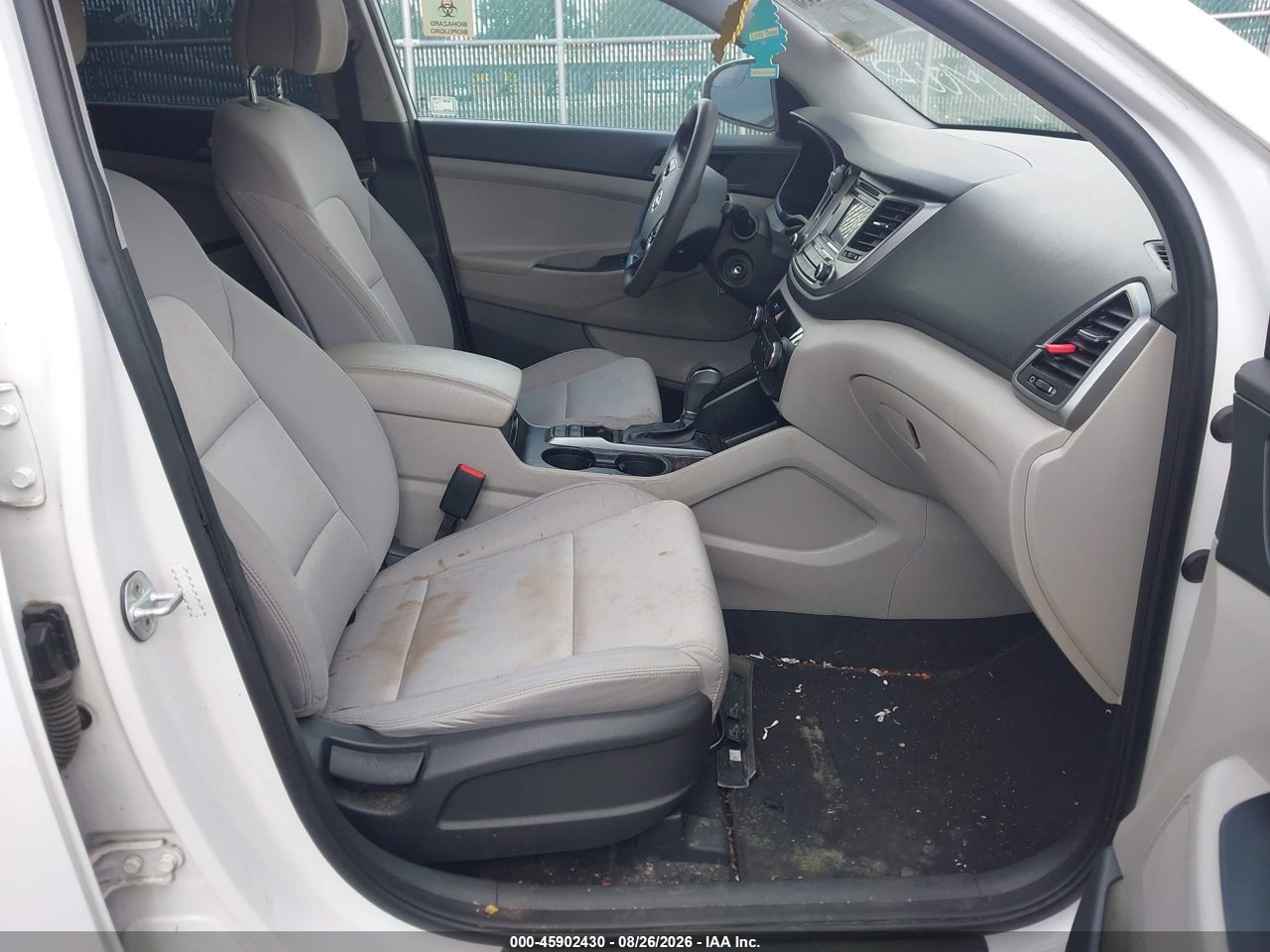 2017 HYUNDAI TUCSON SE · 5/11