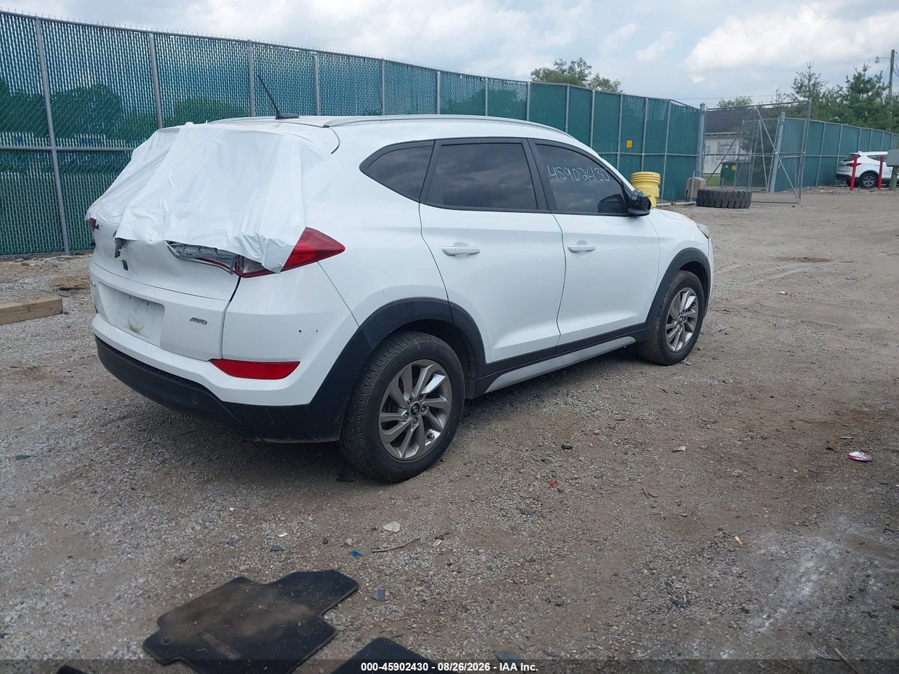 2017 HYUNDAI TUCSON SE · 4/11