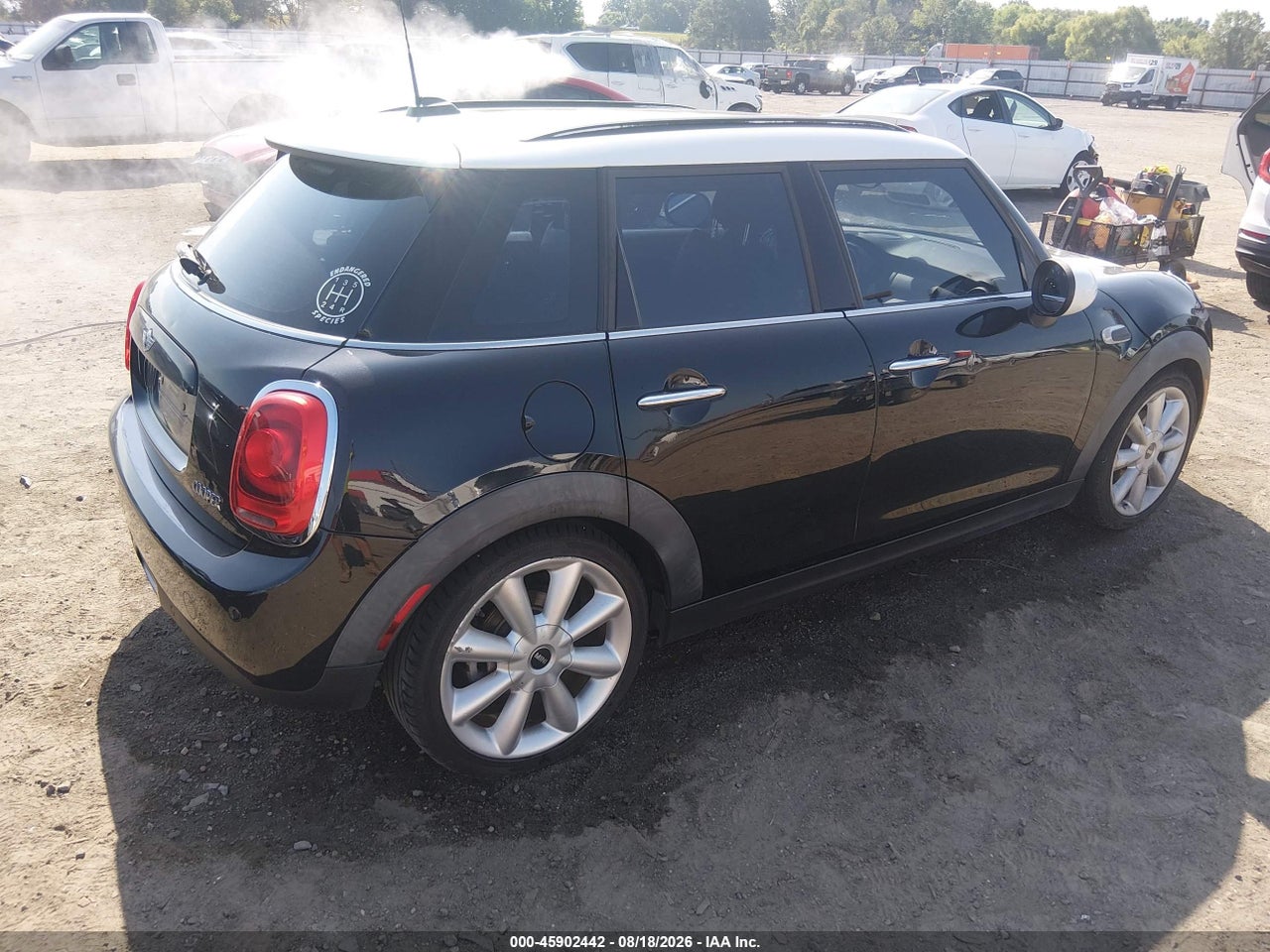 2016 MINI HARDTOP COOPER · 4/11