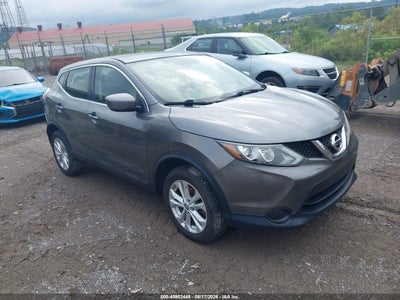 JN1BJ1CP5HW****** · 2017 NISSAN ROGUE SPORT S