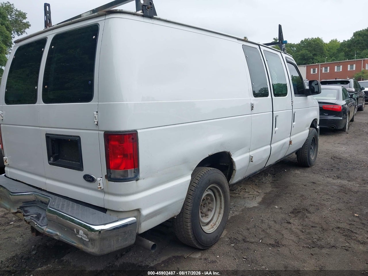 2014 FORD E-250 COMMERCIAL · 4/11