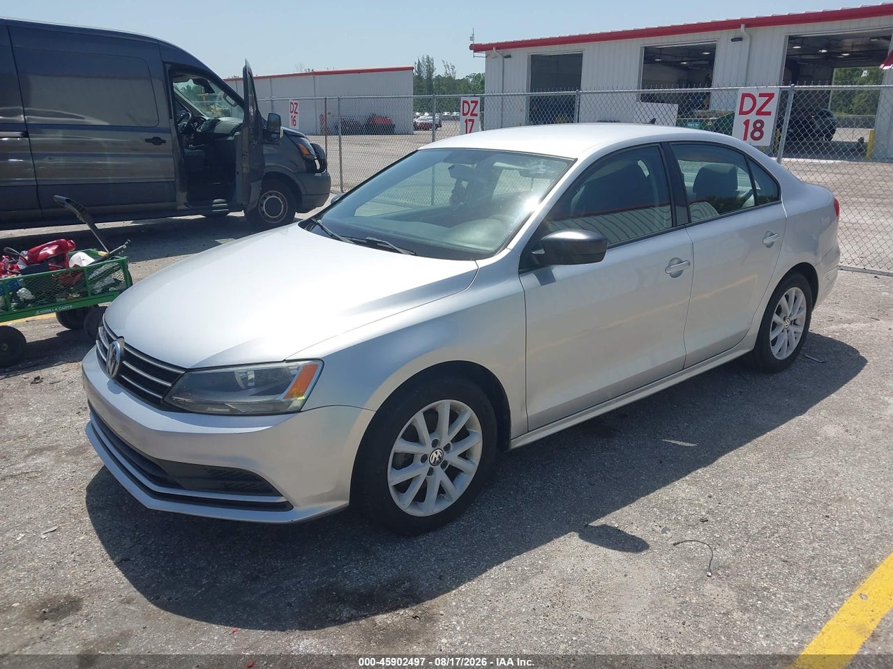 3VWD17AJ1FM****** · 2015 VOLKSWAGEN JETTA 1.8T SE · 2/11