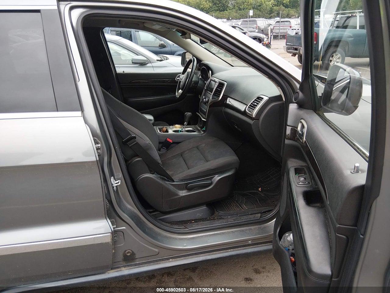 2012 JEEP GRAND CHEROKEE LAREDO · 5/11