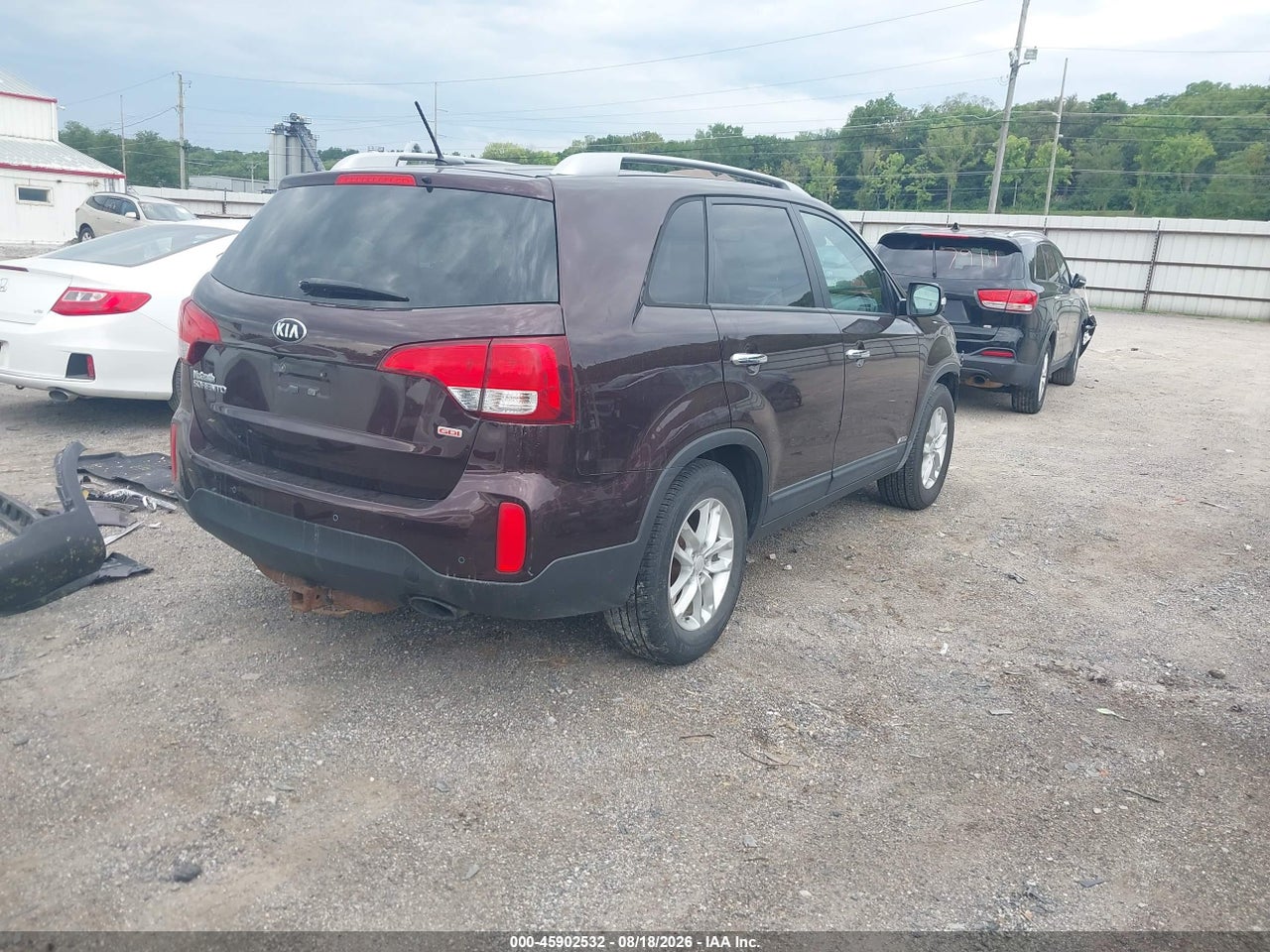 2015 KIA SORENTO LX · 4/11