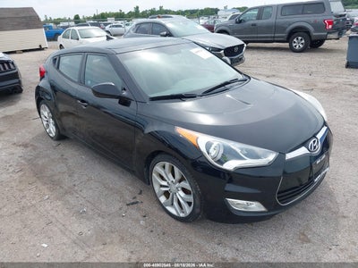 2012 HYUNDAI VELOSTER BASE W/RED/BLACK