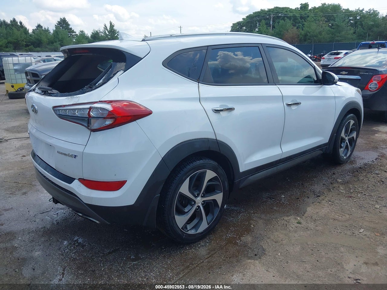 2016 HYUNDAI TUCSON LIMITED · 4/11
