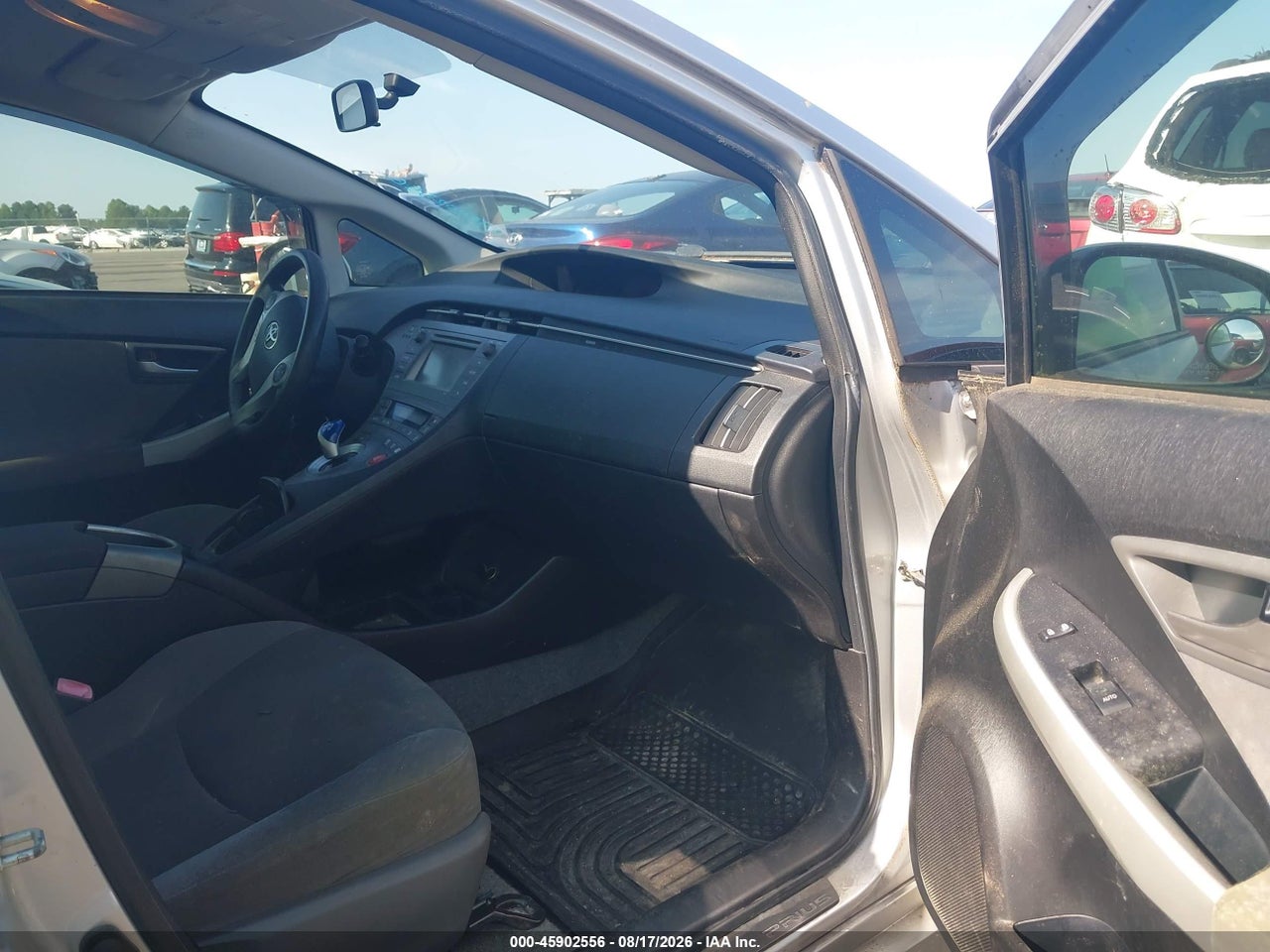 2013 TOYOTA PRIUS TWO · 5/11