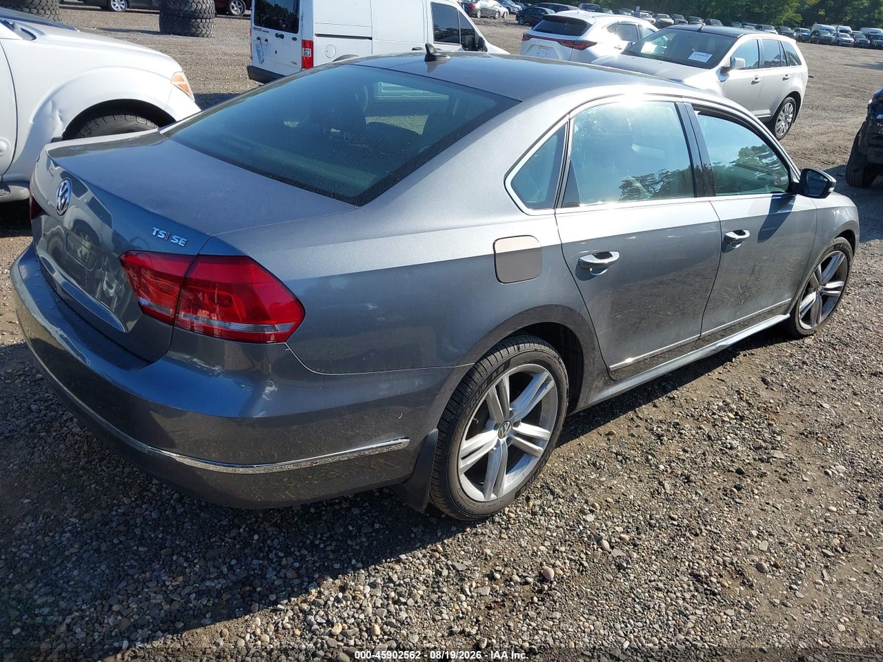 2015 VOLKSWAGEN PASSAT 1.8T SE · 4/11