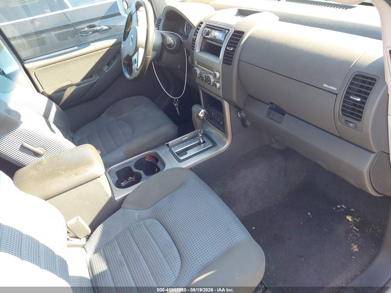 2005 NISSAN PATHFINDER SE OFF-ROAD · 5/11