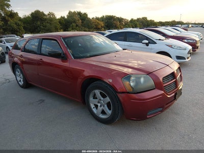2005 DODGE MAGNUM SE