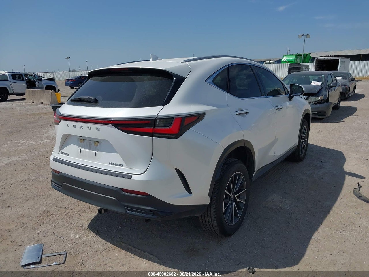 2024 LEXUS NX 250 · 4/10