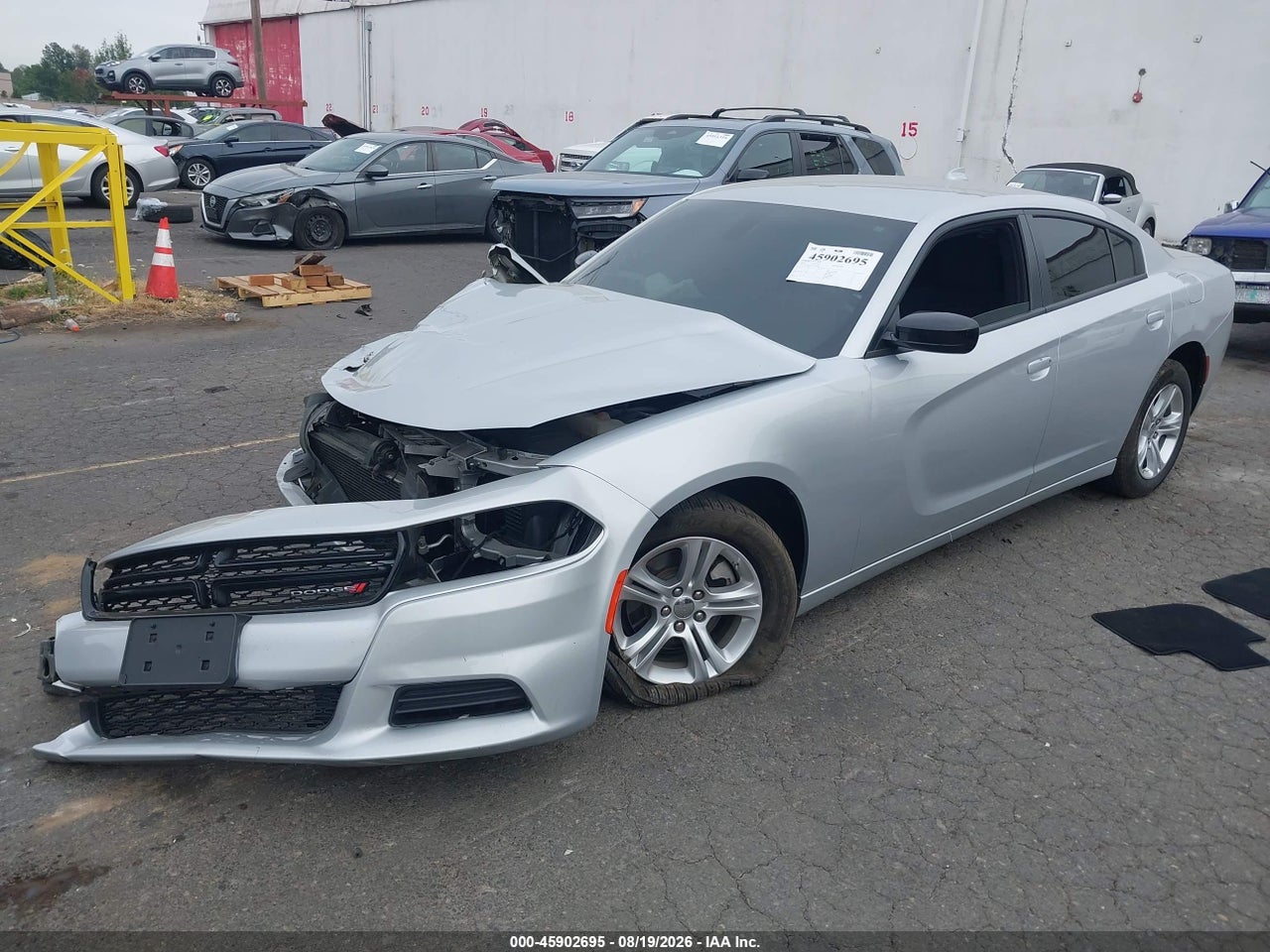 2023 DODGE CHARGER SXT · 2/4
