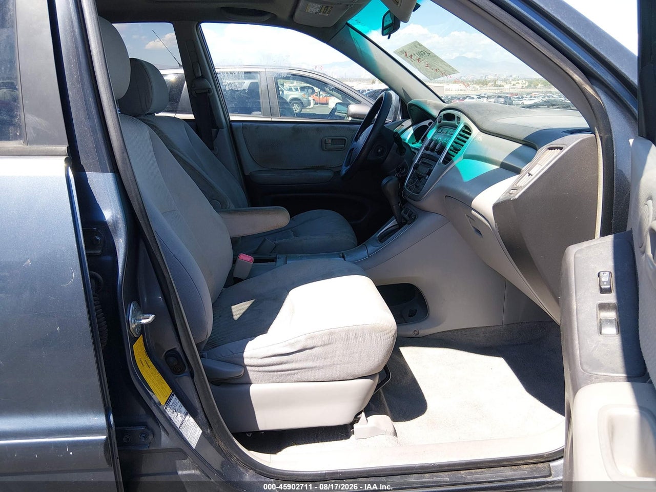 2004 TOYOTA HIGHLANDER V6 · 5/11