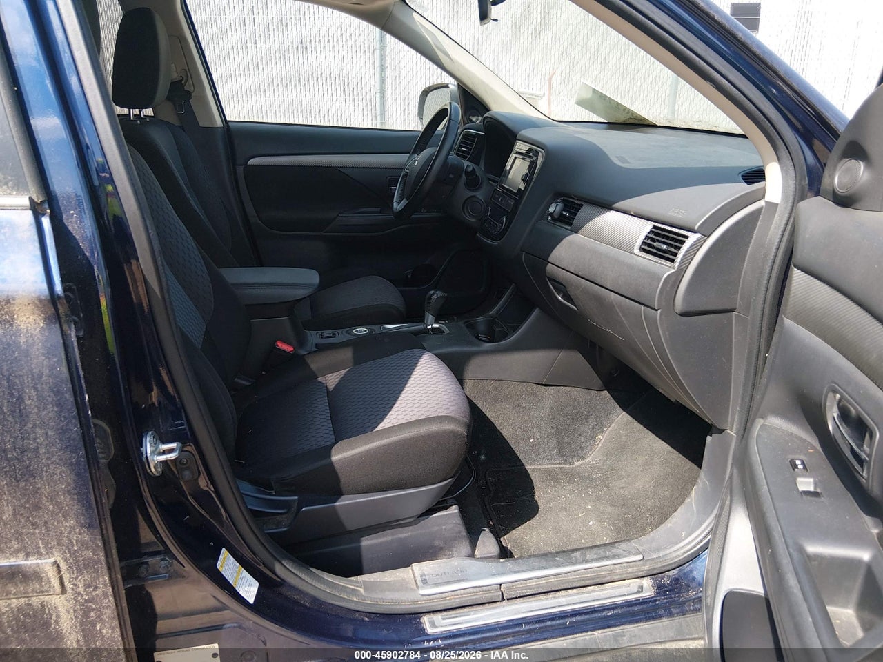 2014 MITSUBISHI OUTLANDER SE · 5/11