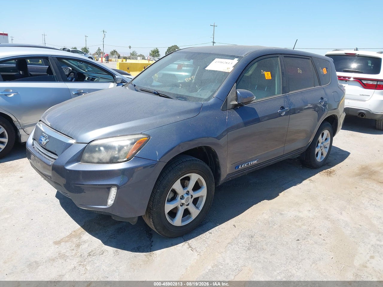 2013 TOYOTA RAV4 EV   · 2/10