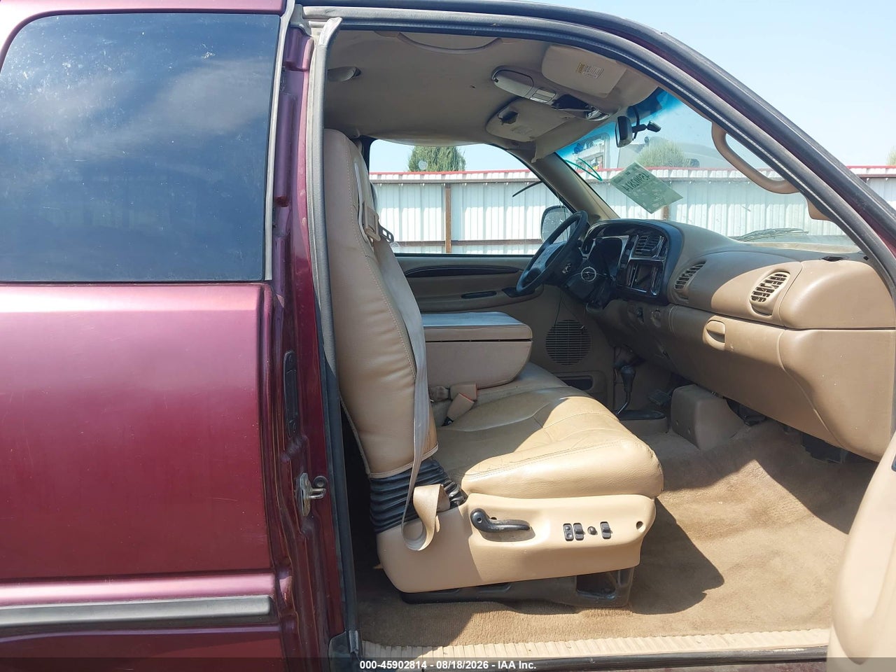 2001 DODGE RAM 1500 ST · 5/11