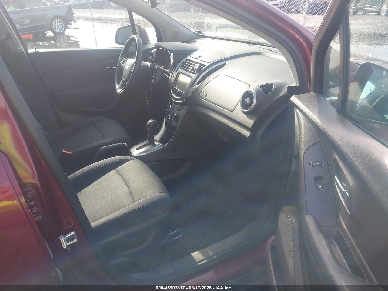 2016 CHEVROLET TRAX LT · 5/11